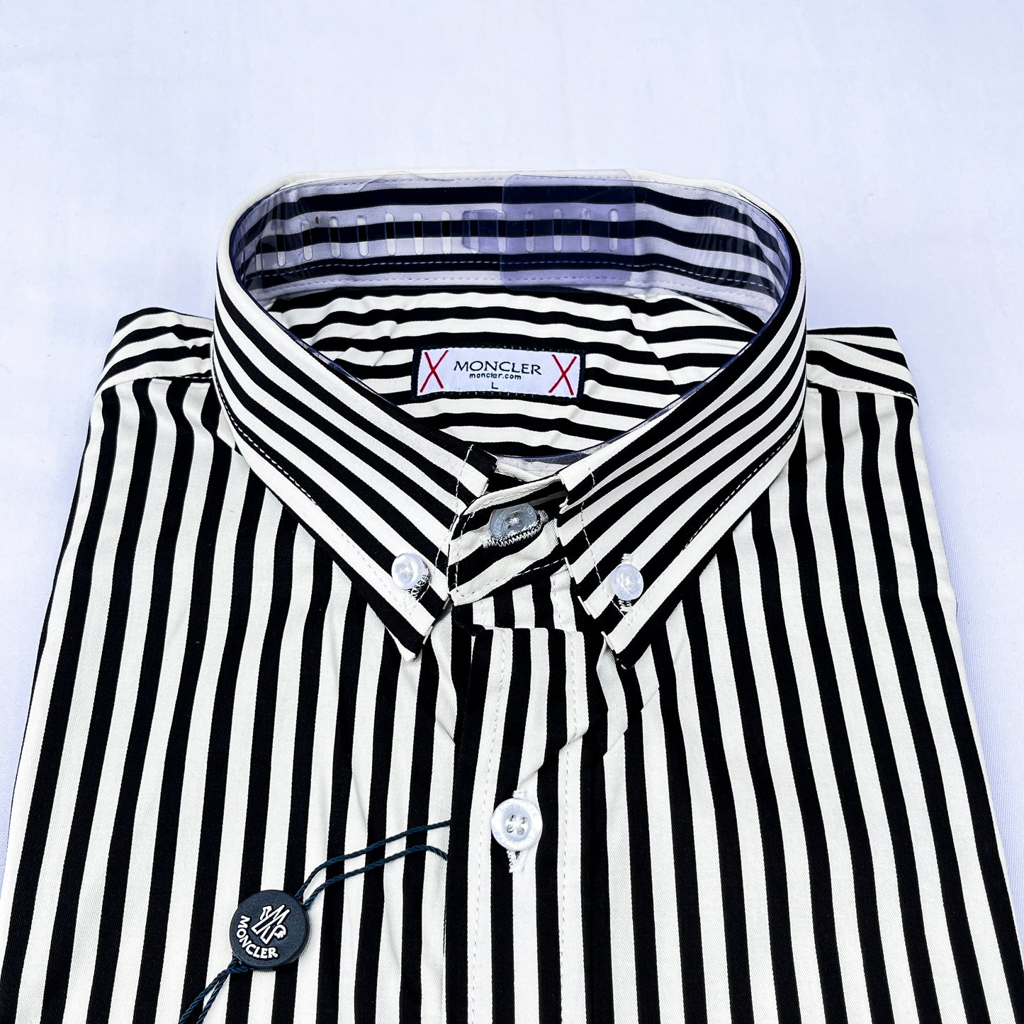Men’s Custom Fit Black Striped Shirt W02
