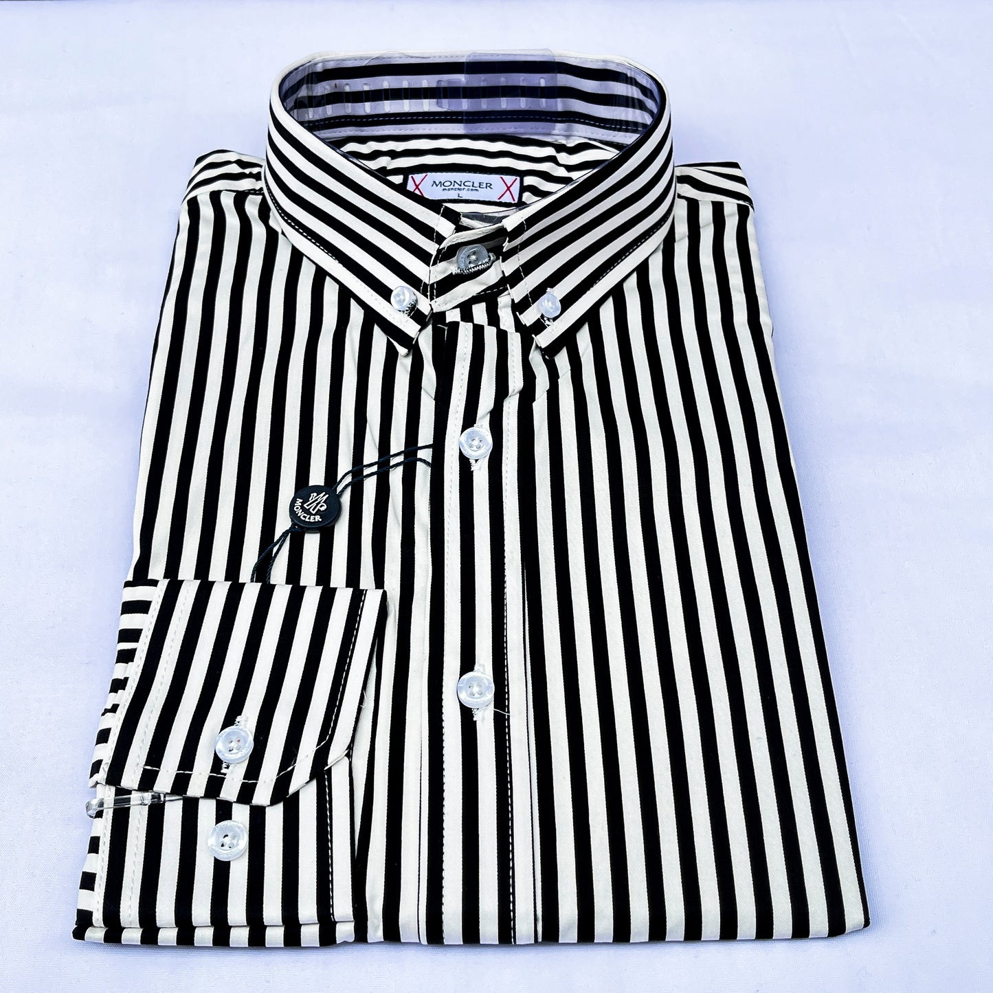 Men’s Custom Fit Black Striped Shirt W02